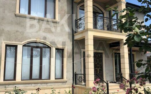 6 Room House / Villa for Sale in Gusar