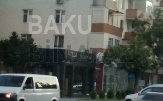 2 Rooms Old Apartment for Sale in Baku