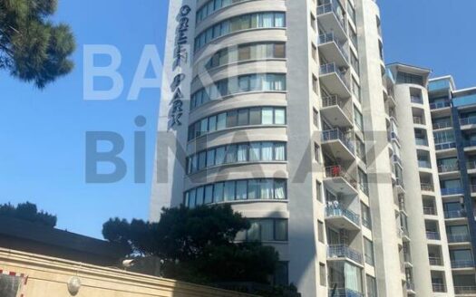 4 Room New Apartment for Sale in Baku