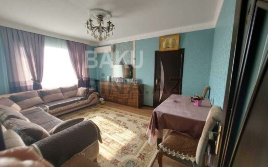 5-Room Old Apartment for Sale in Sumgait