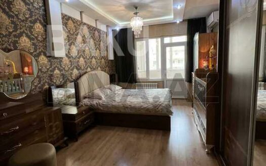 4 Room New Apartment for Sale in Baku