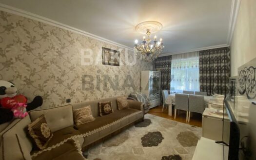 2 Rooms Old Apartment for Sale in Baku