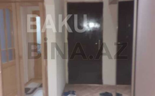 2 Rooms Old Apartment for Sale in Baku