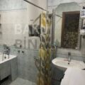 4 Room Old Apartment for Sale in Baku