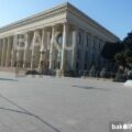 4 Room Old Apartment for Sale in Baku