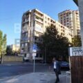 3 Room Old Apartment for Sale in Baku