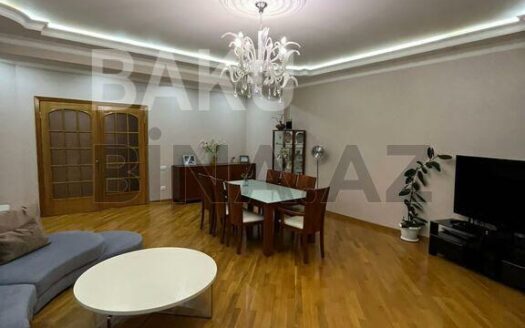 5 Room New Apartment for Sale in Baku