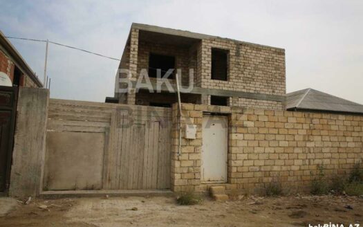 6 Room House / Villa for Sale in Baku