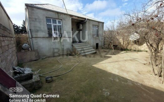 3 Room House / Villa for Sale in Baku