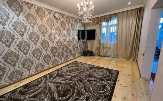 5 Room House / Villa for Sale in Baku