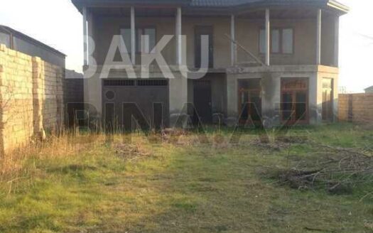 5 Room House / Villa for Sale in Baku