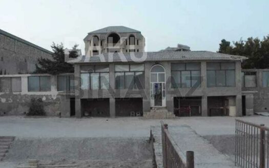 6 Room House / Villa for Sale in Baku