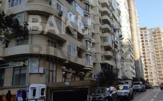 4 Room New Apartment for Sale in Baku