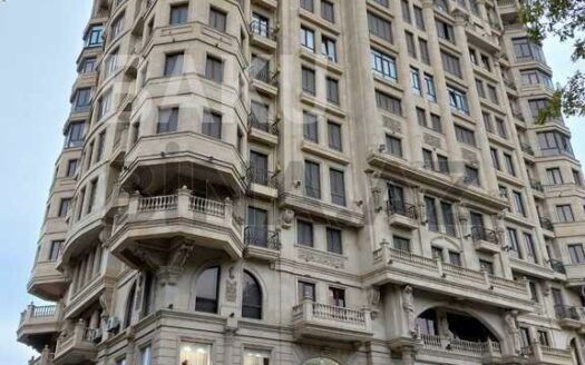 4 Room New Apartment for Sale in Baku