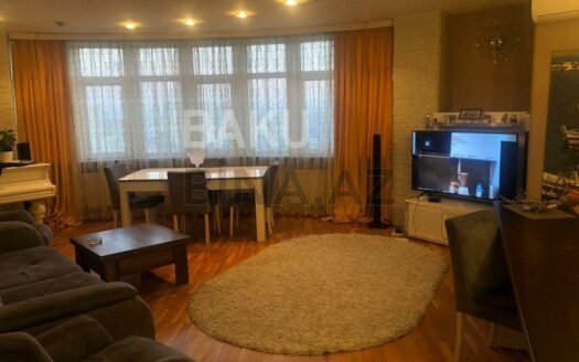 4 Room New Apartment for Sale in Baku