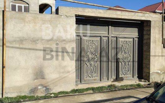 6 Room House / Villa for Sale in Baku