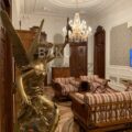 4 Room Old Apartment for Sale in Baku