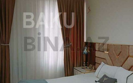 2 Rooms Old Apartment for Sale in Baku
