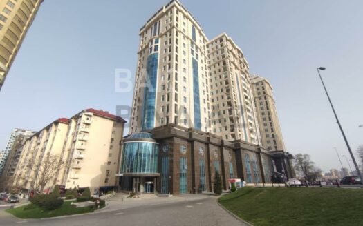 4 Room New Apartment for Sale in Baku