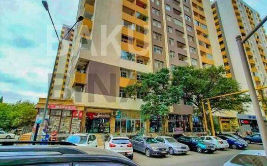 4 Room New Apartment for Sale in Baku