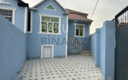 3 Room House / Villa for Sale in Baku