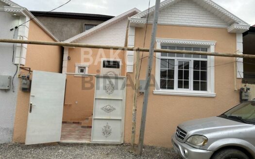 2 Room House / Villa for Sale in Baku