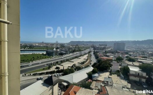 2 Rooms Old Apartment for Sale in Baku