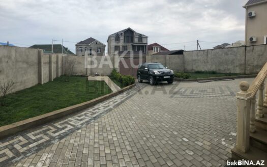 Garden for Sale in Baku