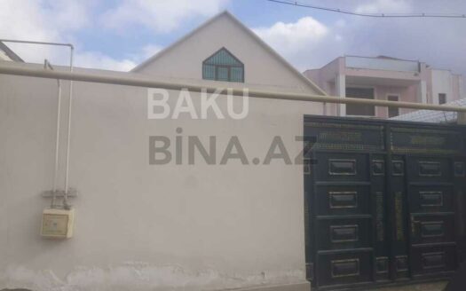 6 Room House / Villa for Sale in Baku