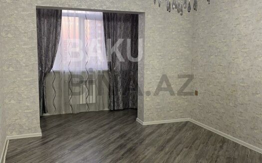 2 Rooms Old Apartment for Sale in Baku