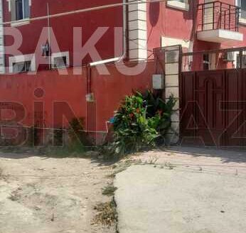 5 Room House / Villa for Sale in Baku