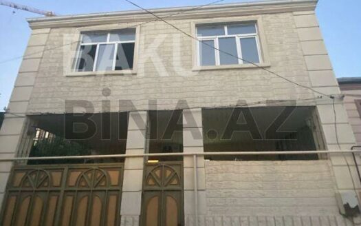 6 Room House / Villa for Sale in Baku