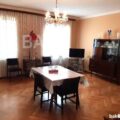 3 Room Old Apartment for Sale in Baku