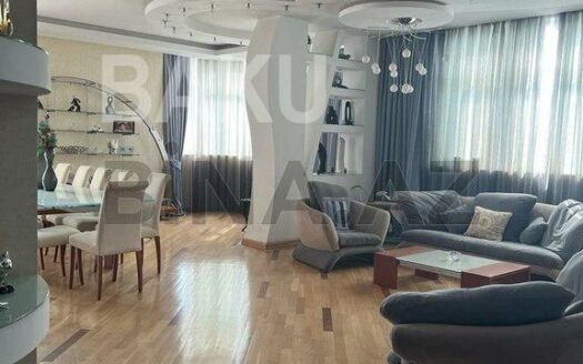 5 Room New Apartment for Sale in Baku