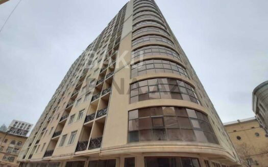 4 Room New Apartment for Sale in Baku