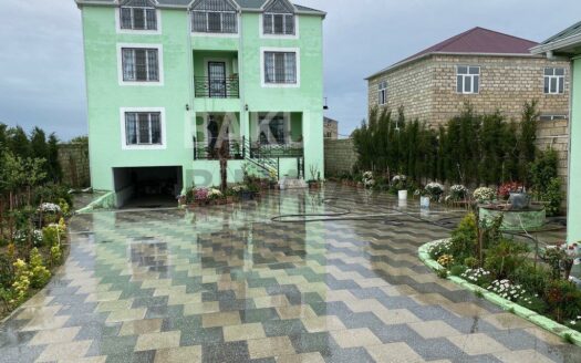 Garden for Sale in Baku