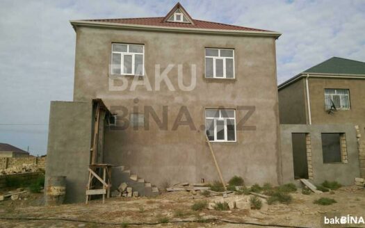 5 Room House / Villa for Sale in Baku