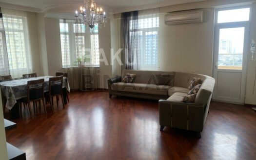 4 Room New Apartment for Sale in Baku