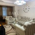 3 Room Old Apartment for Sale in Baku