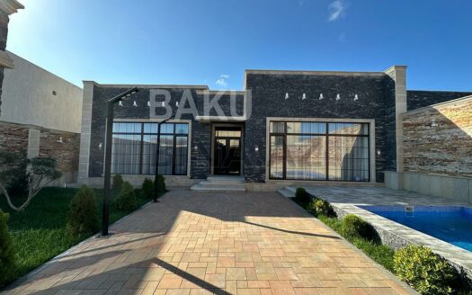 5 Room House / Villa for Sale in Baku