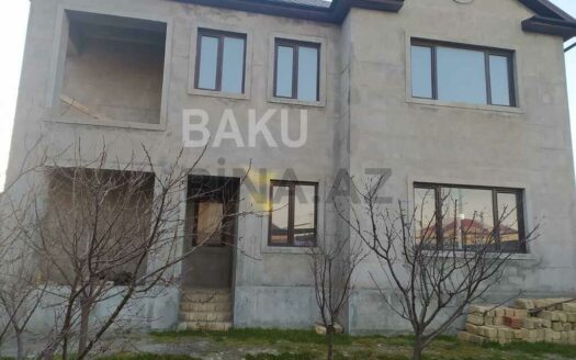 5 Room House / Villa for Sale in Baku