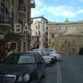 2 Rooms Old Apartment for Sale in Baku
